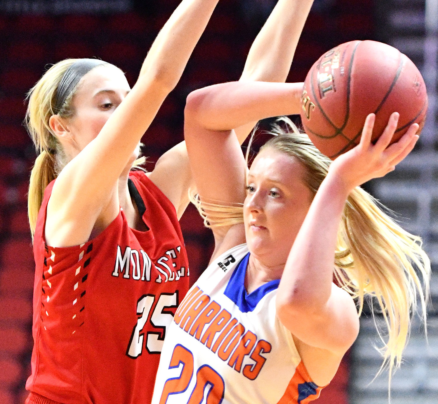 Sioux Center vs Monticello state basketball